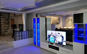 Vila Ana Cu Terasa Gratar Si Jacuzzi